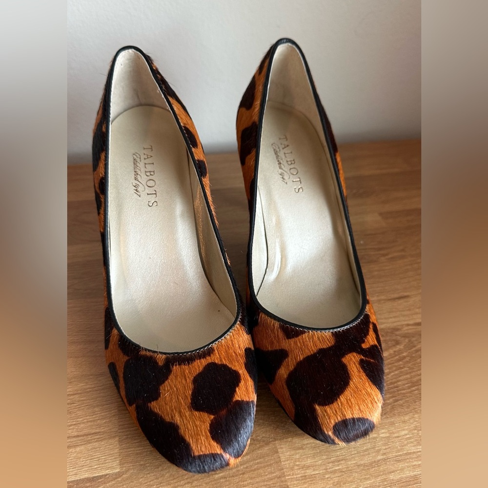 TALBOTS Calf Hair Animal Print Heels Pumps 6.5